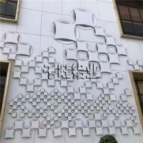 湖北怎样选购到一流的氟碳铝单板这三个因素至关重要