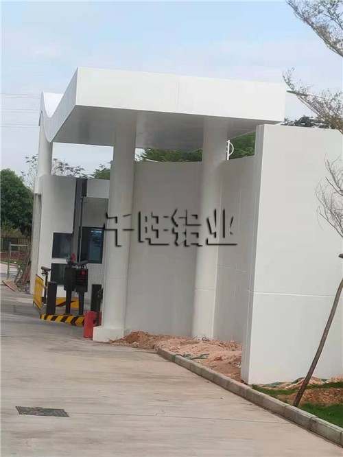 千旺冲孔铝单板公司教您简单的选择优质得冲孔铝单板？