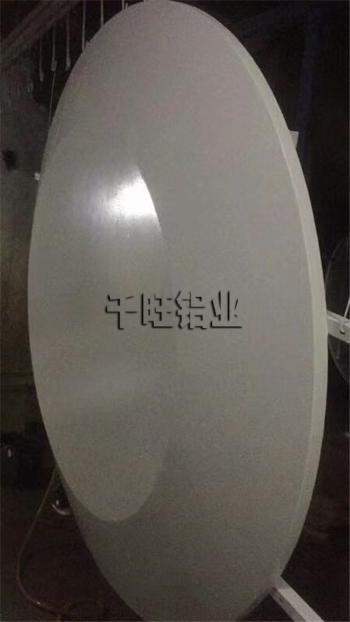 拉丝铝单板生产厂家到哪儿好？教你寻到优质铝