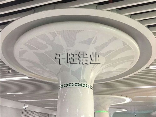 千旺建材让您咋样采办到优良得包柱铝单板