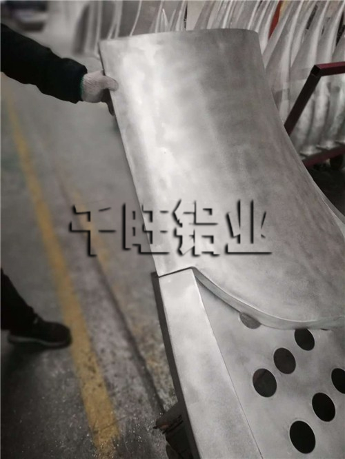 浙江怎么样买着高品质的铝合金空调罩？这三方面的注意