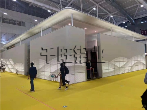 挑选双曲铝单板为什么要选大厂家