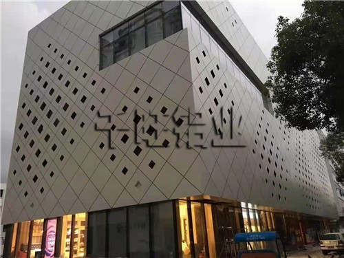本文三大要点有助于选取高质量的雕花铝单板